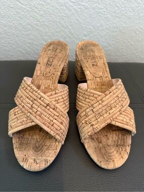 Schutz Sandals Women’s 7.5 Brown Latifah Mules Cork Block Heel Slide Casual